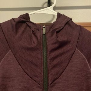 Oakley Women's Athletic Zip Up Jacket Purple Size Large